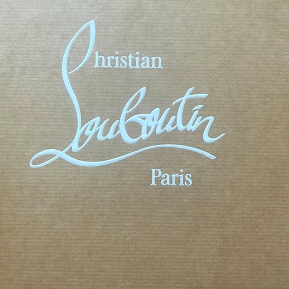 Brand New Christian Louboutin NEVER WORN - Picture 1 of 7